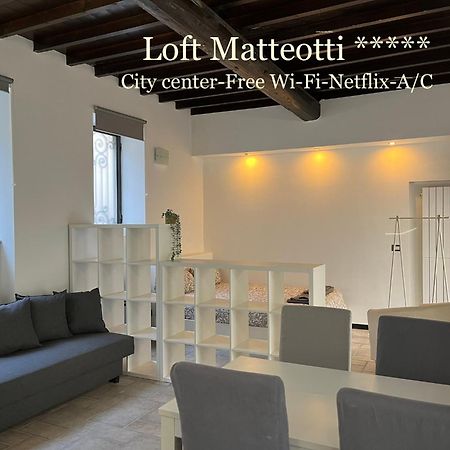Loft Matteotti - Studio In Centro Busto Arsizio Εξωτερικό φωτογραφία