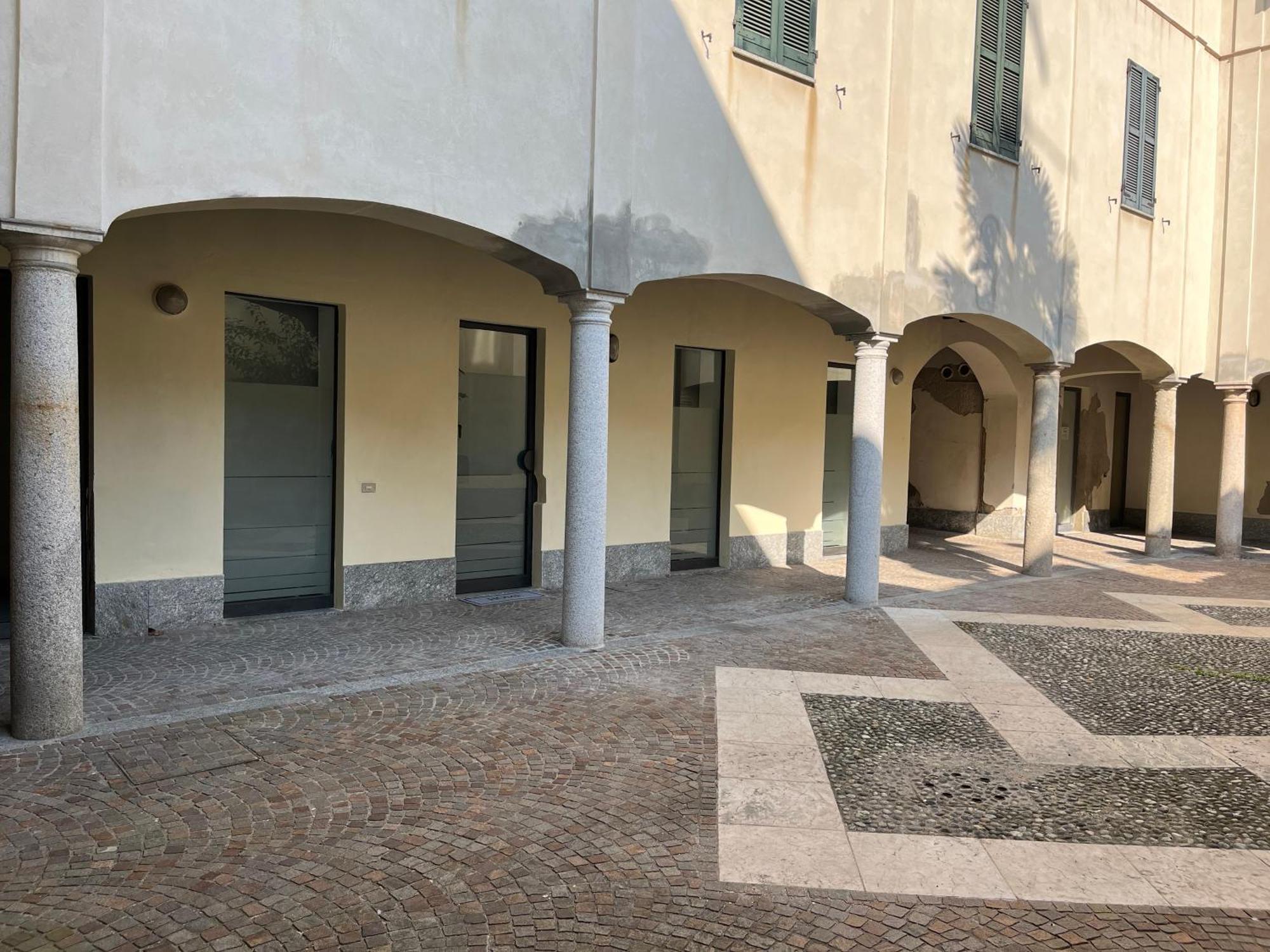 Loft Matteotti - Studio In Centro Busto Arsizio Εξωτερικό φωτογραφία