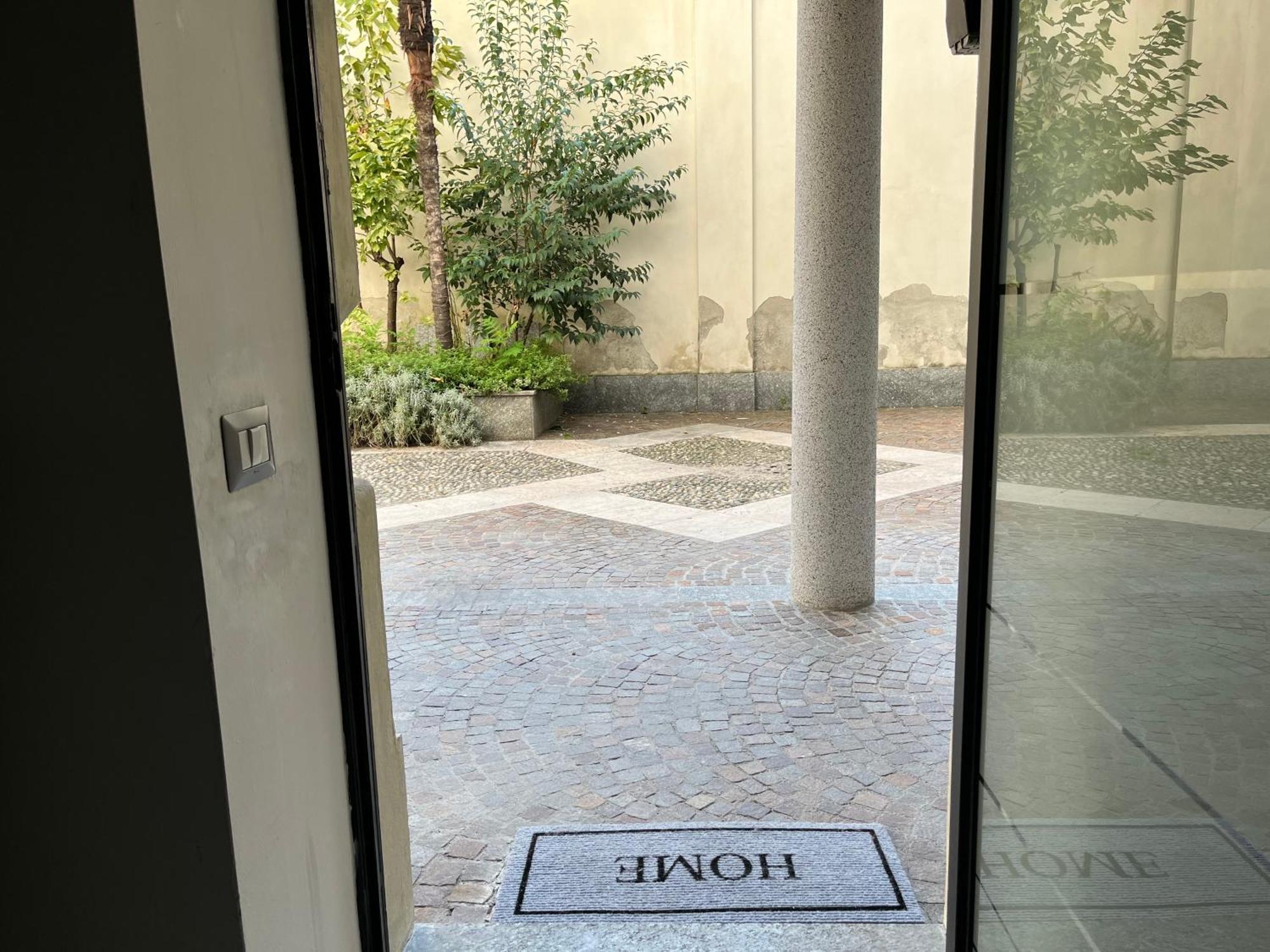 Loft Matteotti - Studio In Centro Busto Arsizio Εξωτερικό φωτογραφία