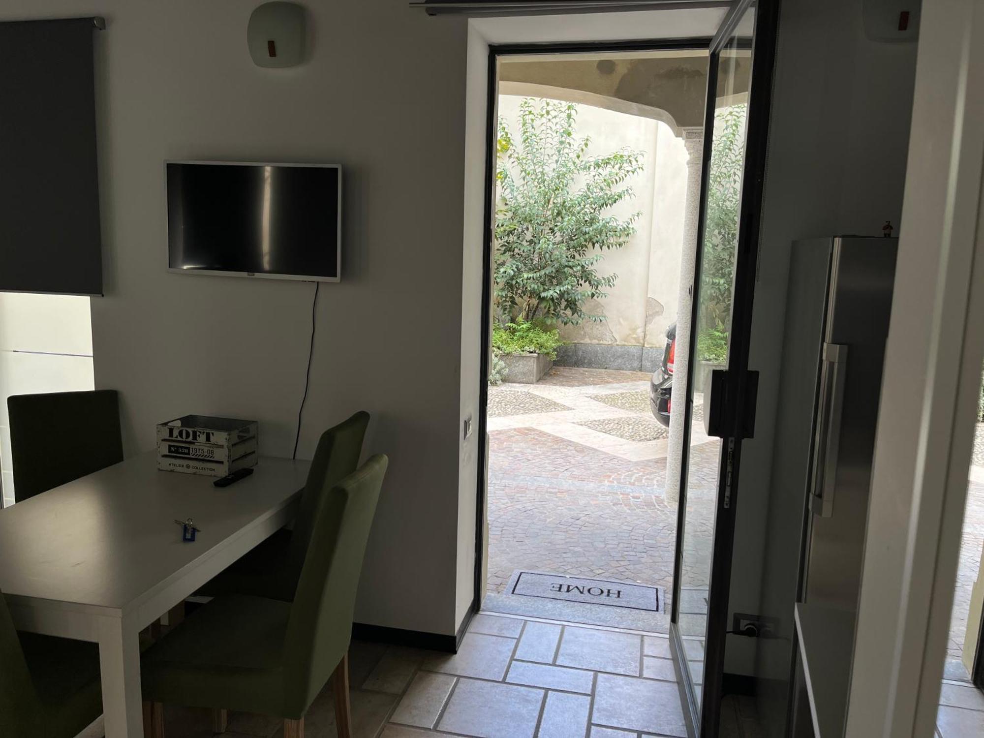 Loft Matteotti - Studio In Centro Busto Arsizio Εξωτερικό φωτογραφία